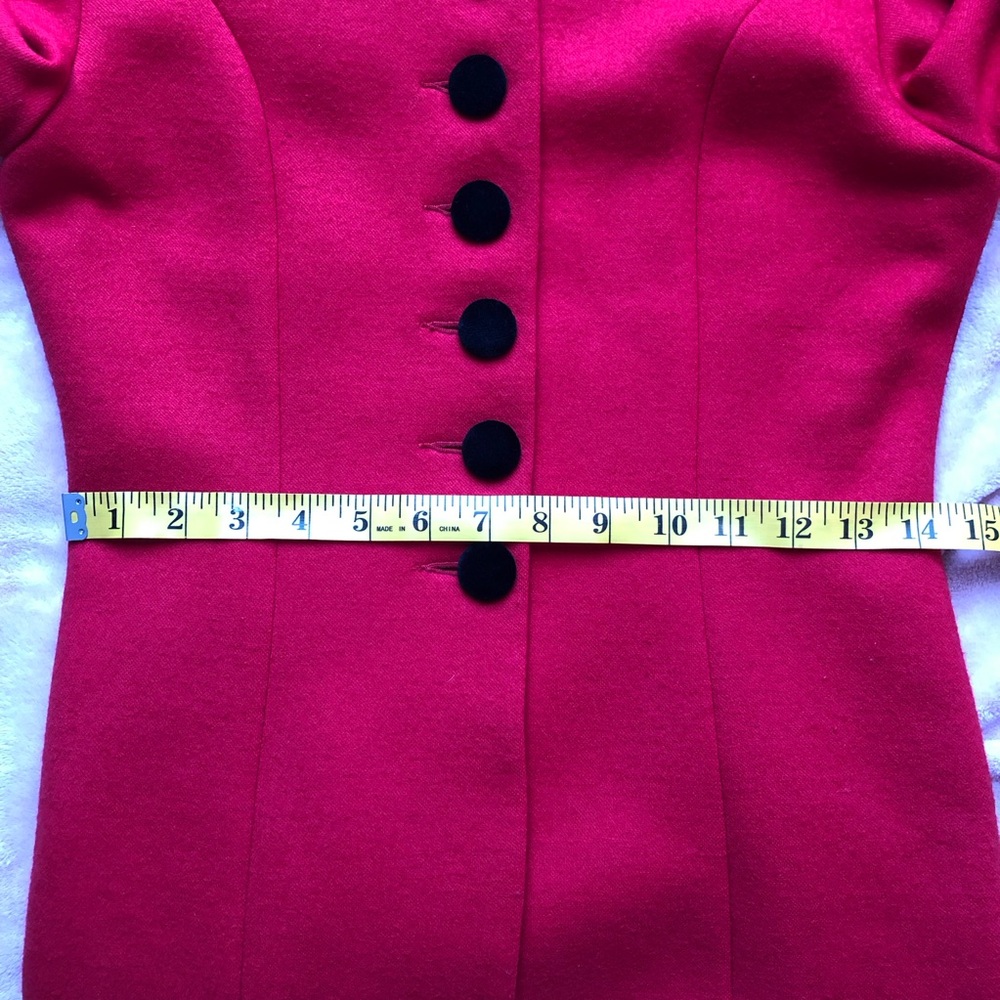 Vintage red coat with lace - Picture 6 of 7